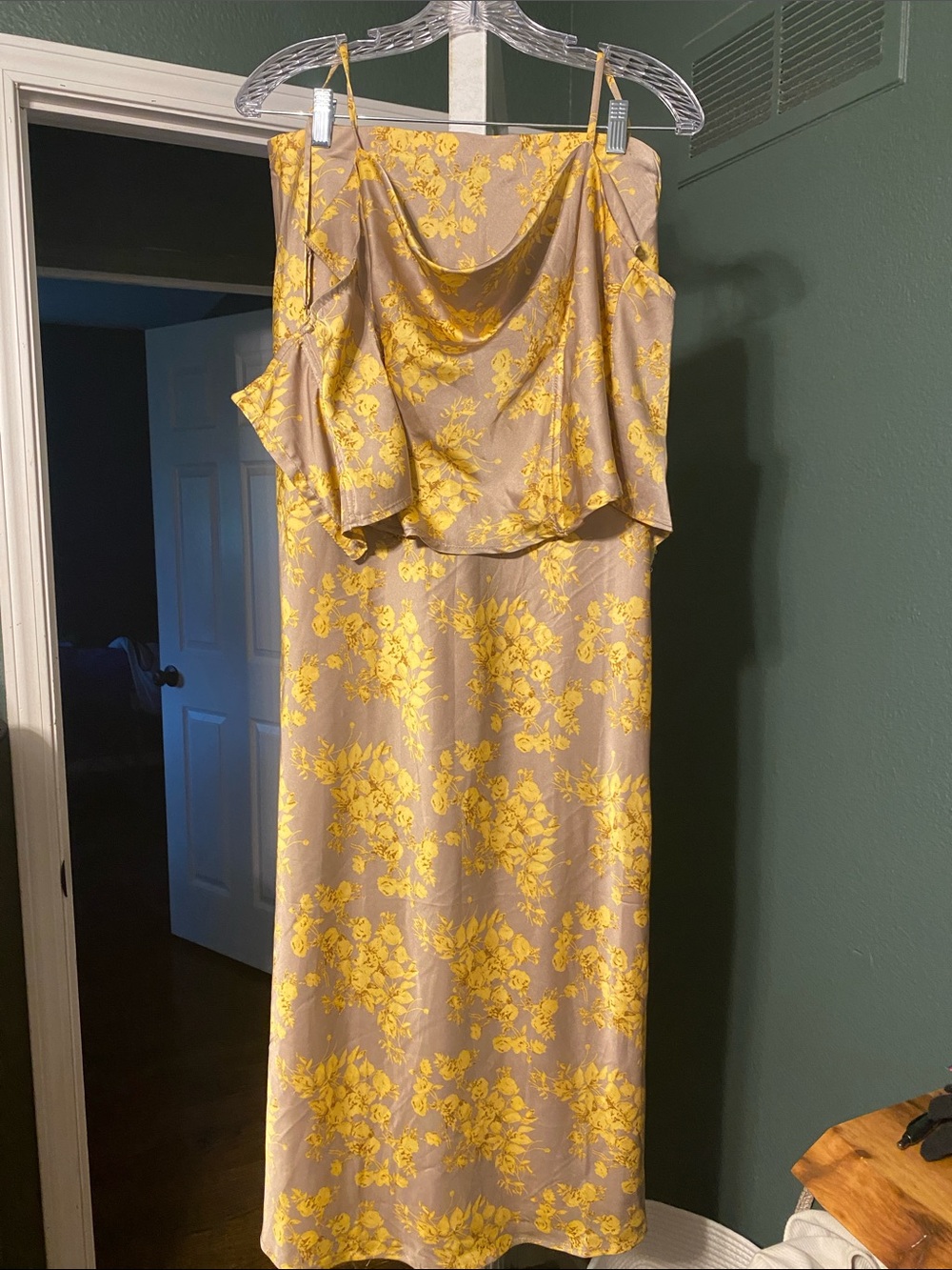 JLUXLABEL Beige Maxi Dress with Yellow Floral Print - Picture 2 of 3
